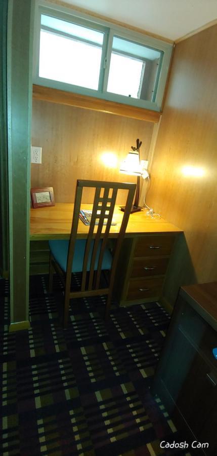 The Usonian Inn Llc Spring Green Esterno foto