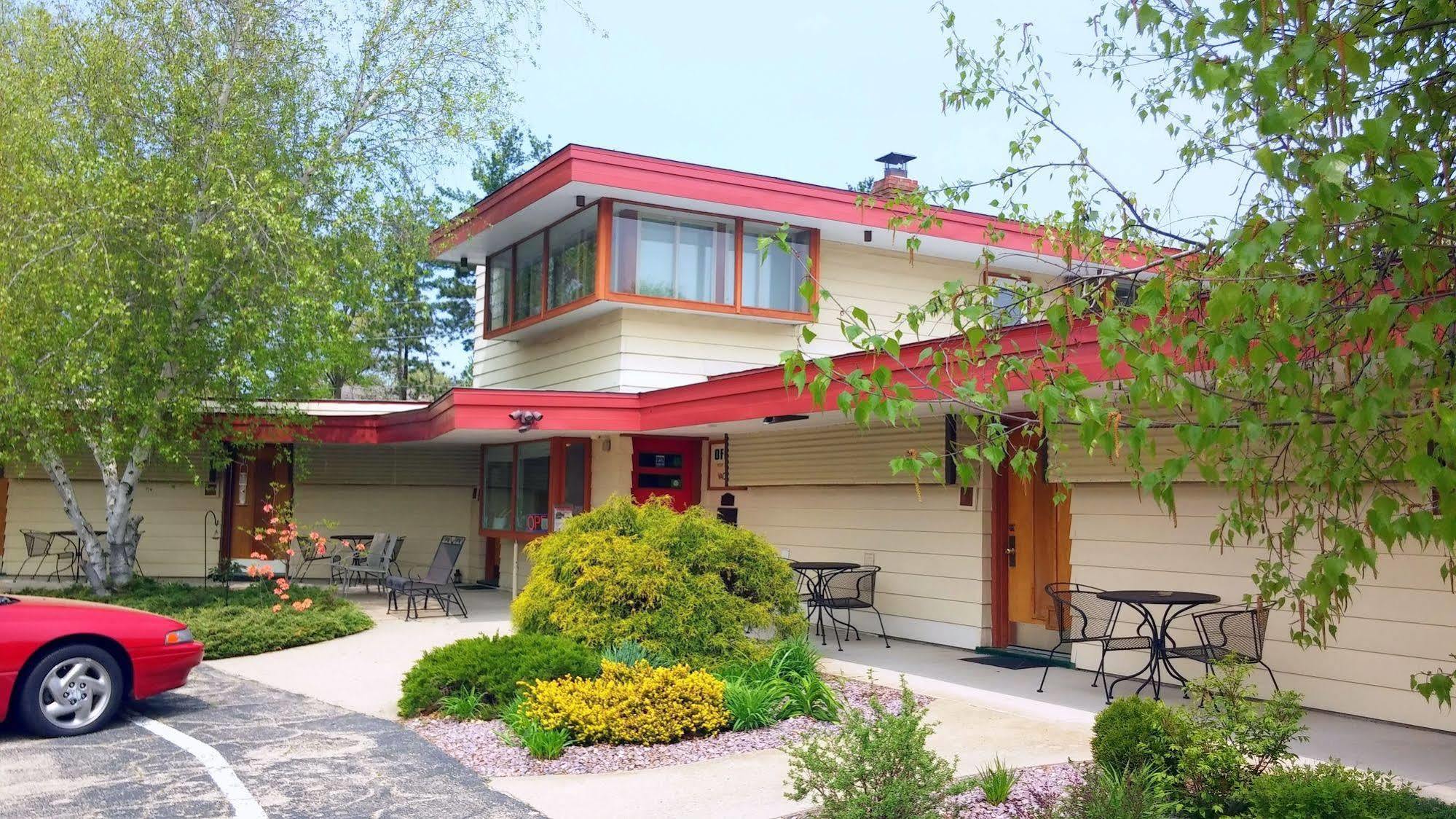 The Usonian Inn Llc Spring Green Esterno foto